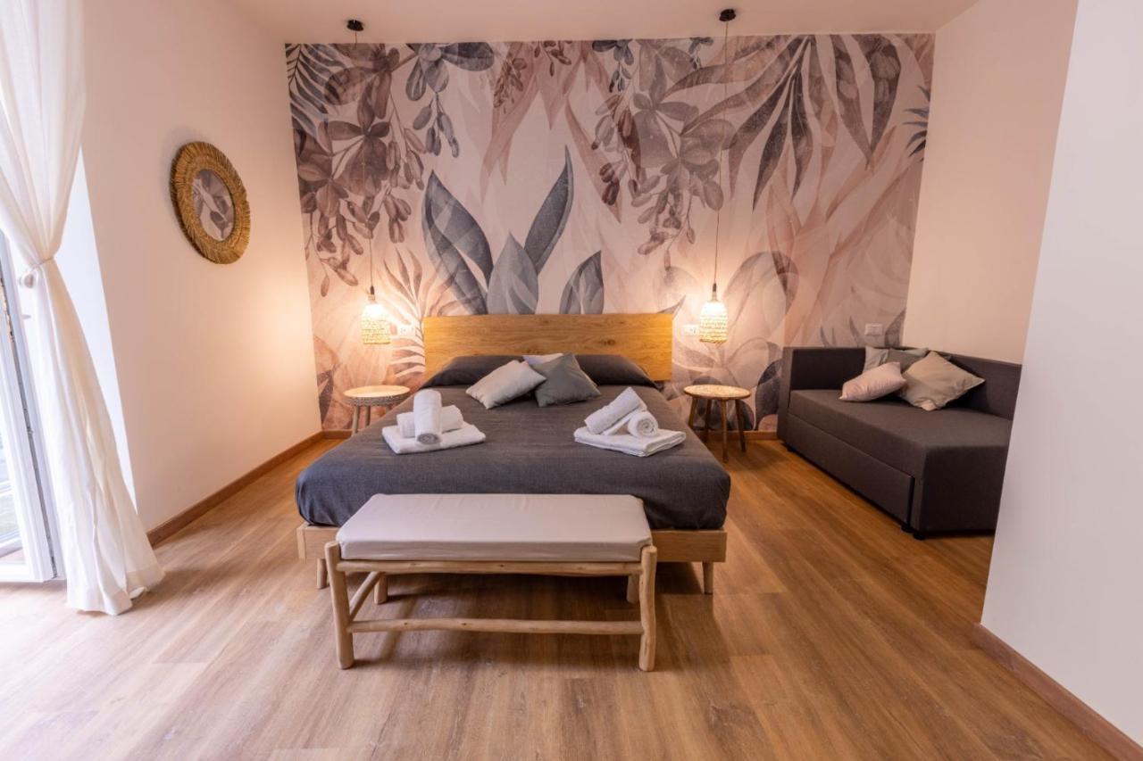 Casa Vacanze La Tianella เนเปิลส์ ภายนอก รูปภาพ